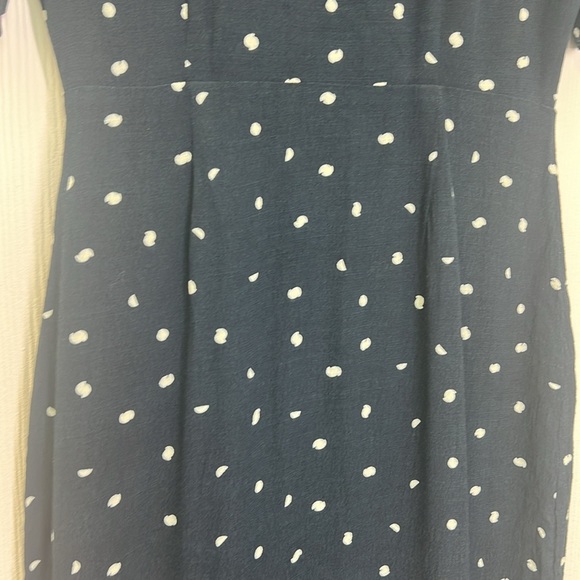 Urban Outfitters - ASTR The Label Button Wrap Polka Dot Navy Midi Dress Size M - Picture 12 of 12